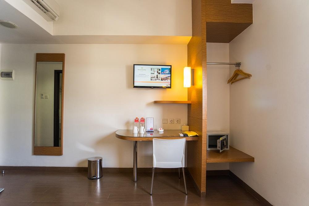 Amaris Hotel Pancoran Jakarta Extérieur photo